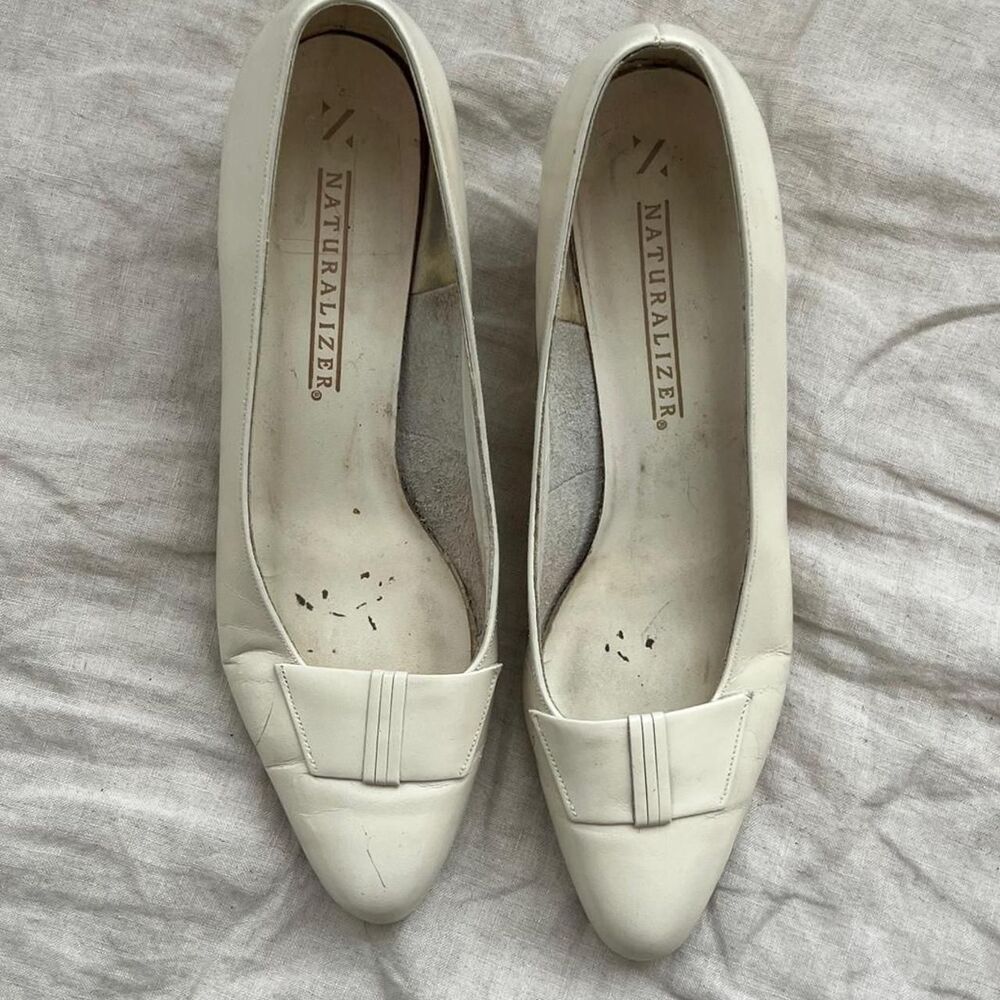 Naturalizer Women's Courts